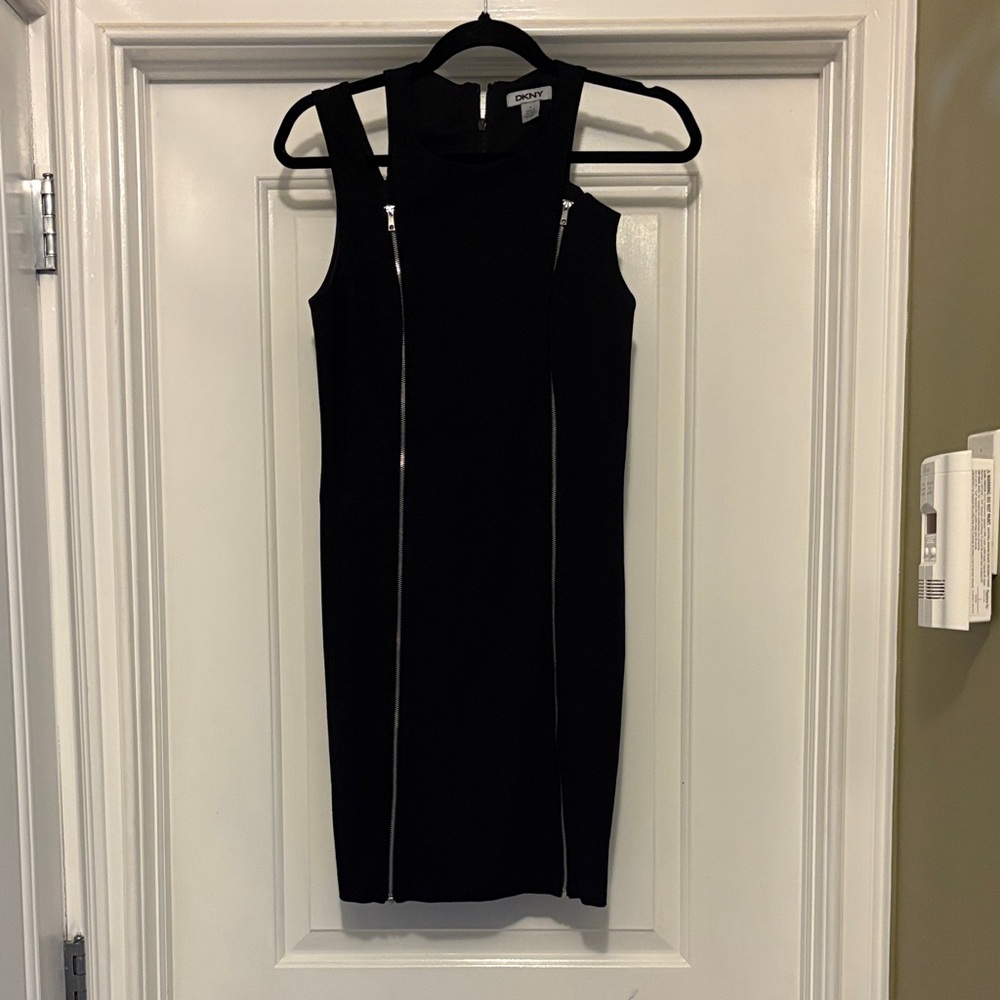 💋DKNY Black Dress with Zipper Details